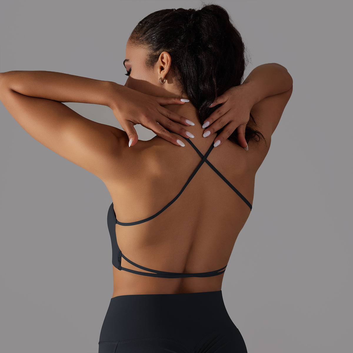 Mila | Strap Sportbehå Svart